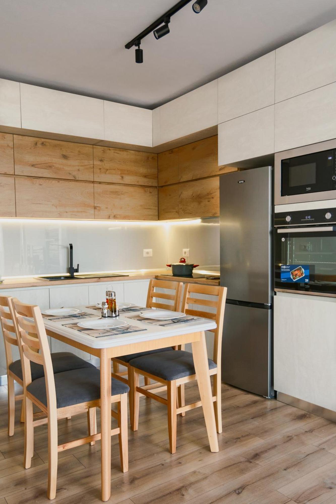 Apartament Urban Serenity Skyline View 1 *